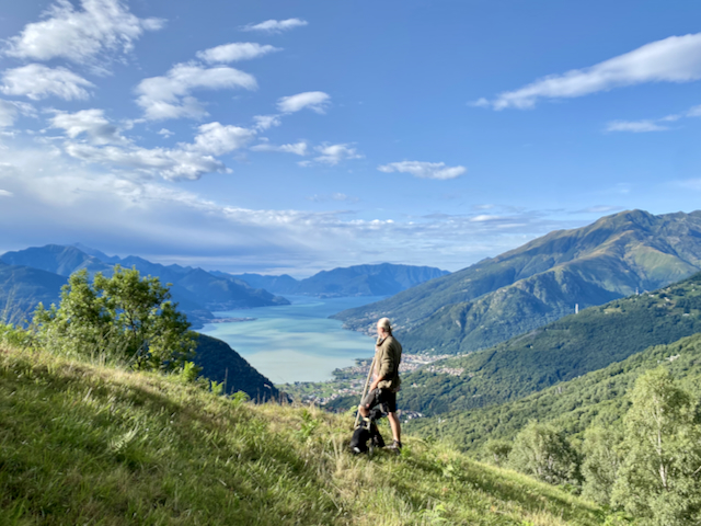 A short written description about the image. Very good for accessibility, AL machine learning and search engine optimisation.